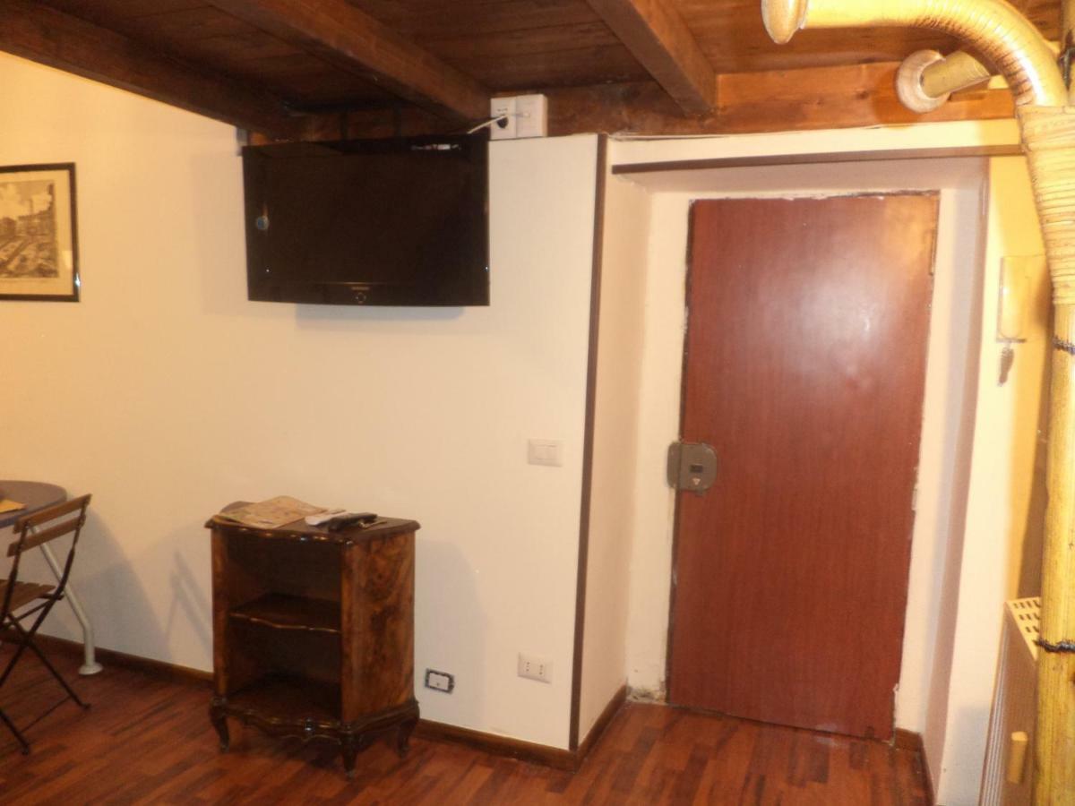 Jacuzzi Quo Vadis Apartamento Roma Exterior foto