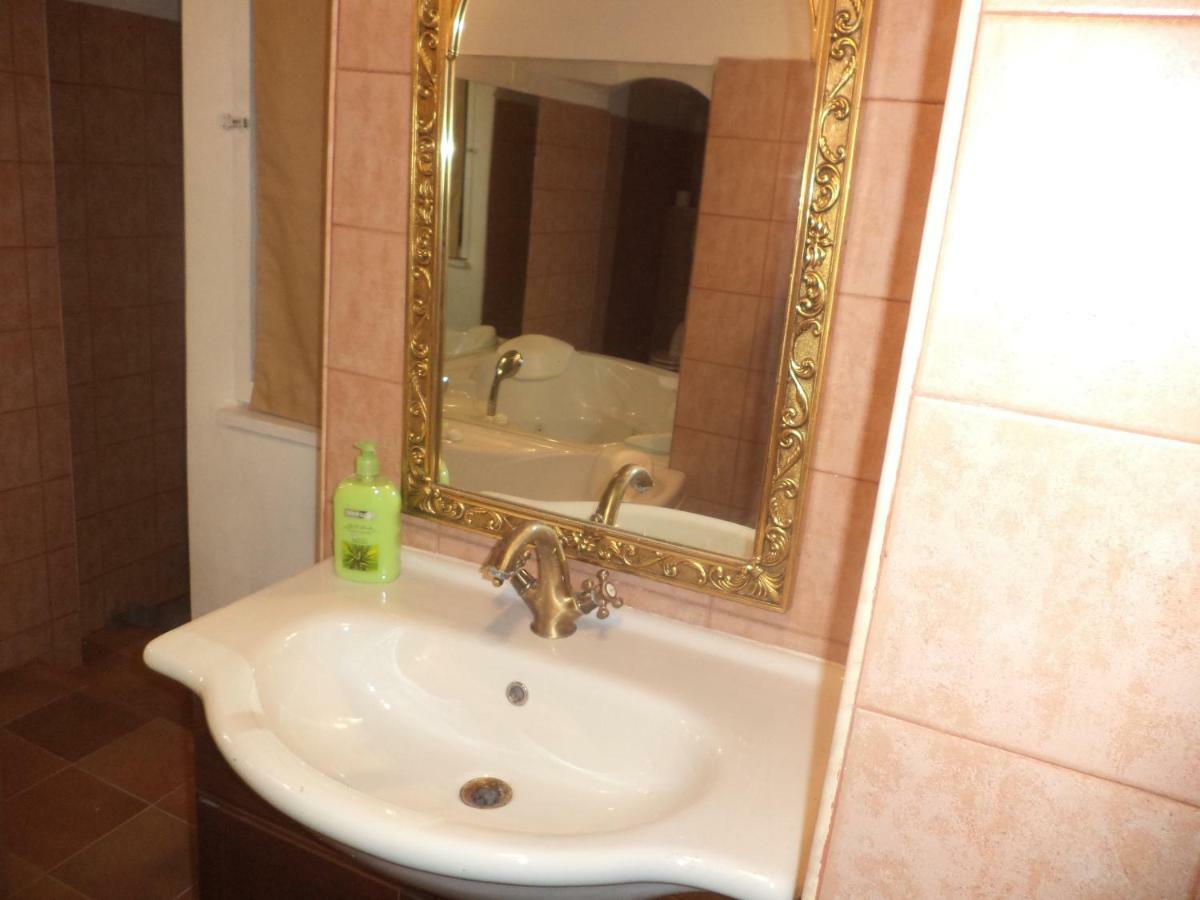Jacuzzi Quo Vadis Apartamento Roma Exterior foto